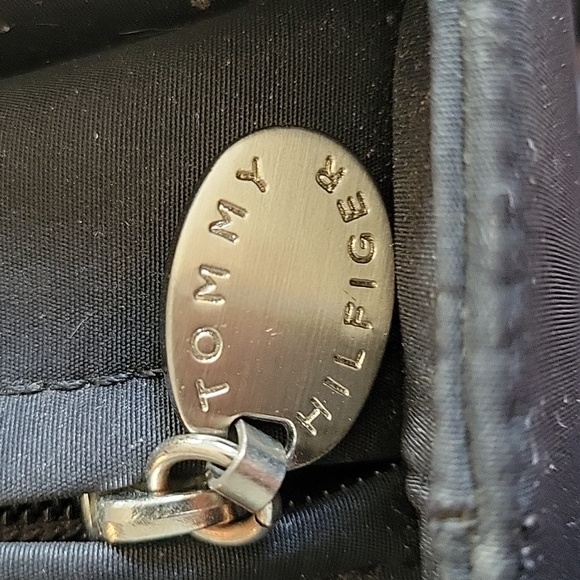 Tommy Hilfiger large tote - Picture 8 of 8